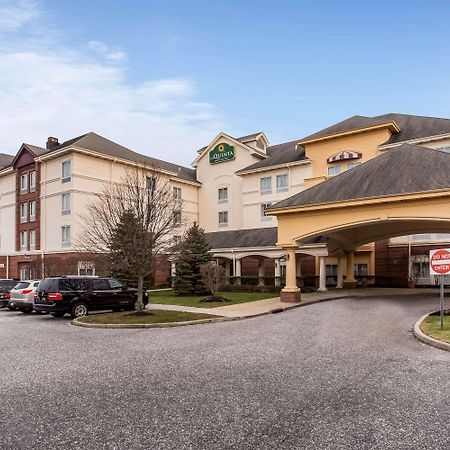 La Quinta By Wyndham Islip - Macarthur Airport Bohemia Buitenkant foto