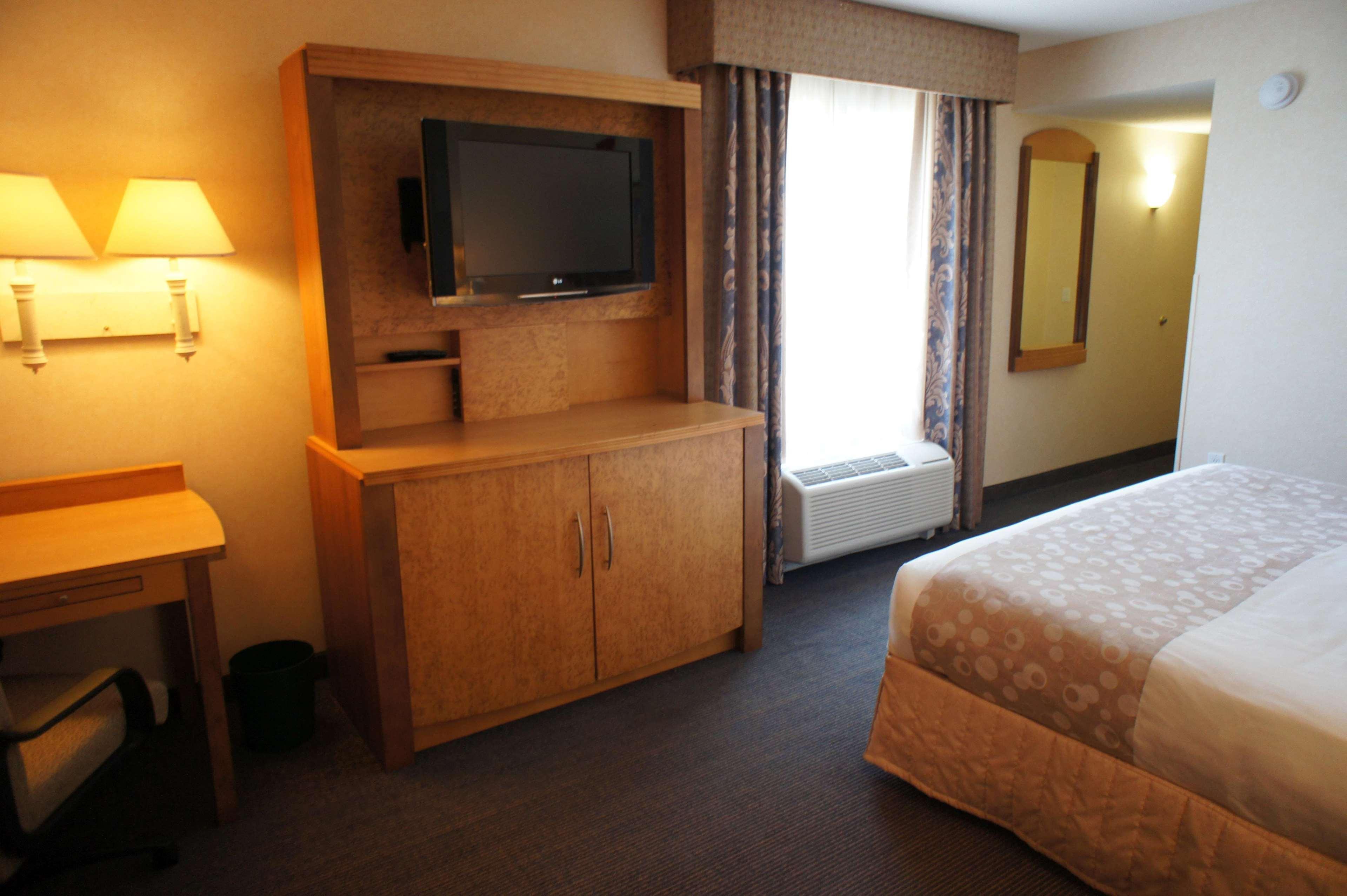 La Quinta By Wyndham Islip - Macarthur Airport Bohemia Buitenkant foto