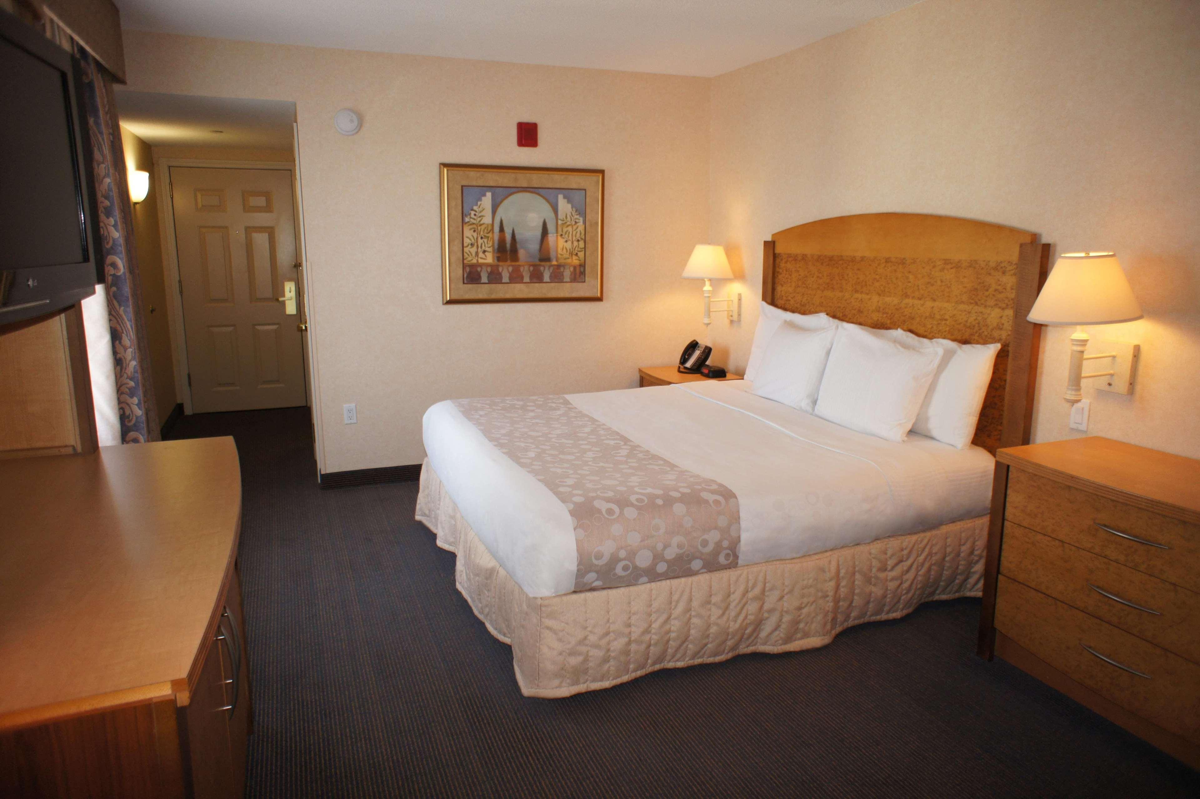 La Quinta By Wyndham Islip - Macarthur Airport Bohemia Buitenkant foto