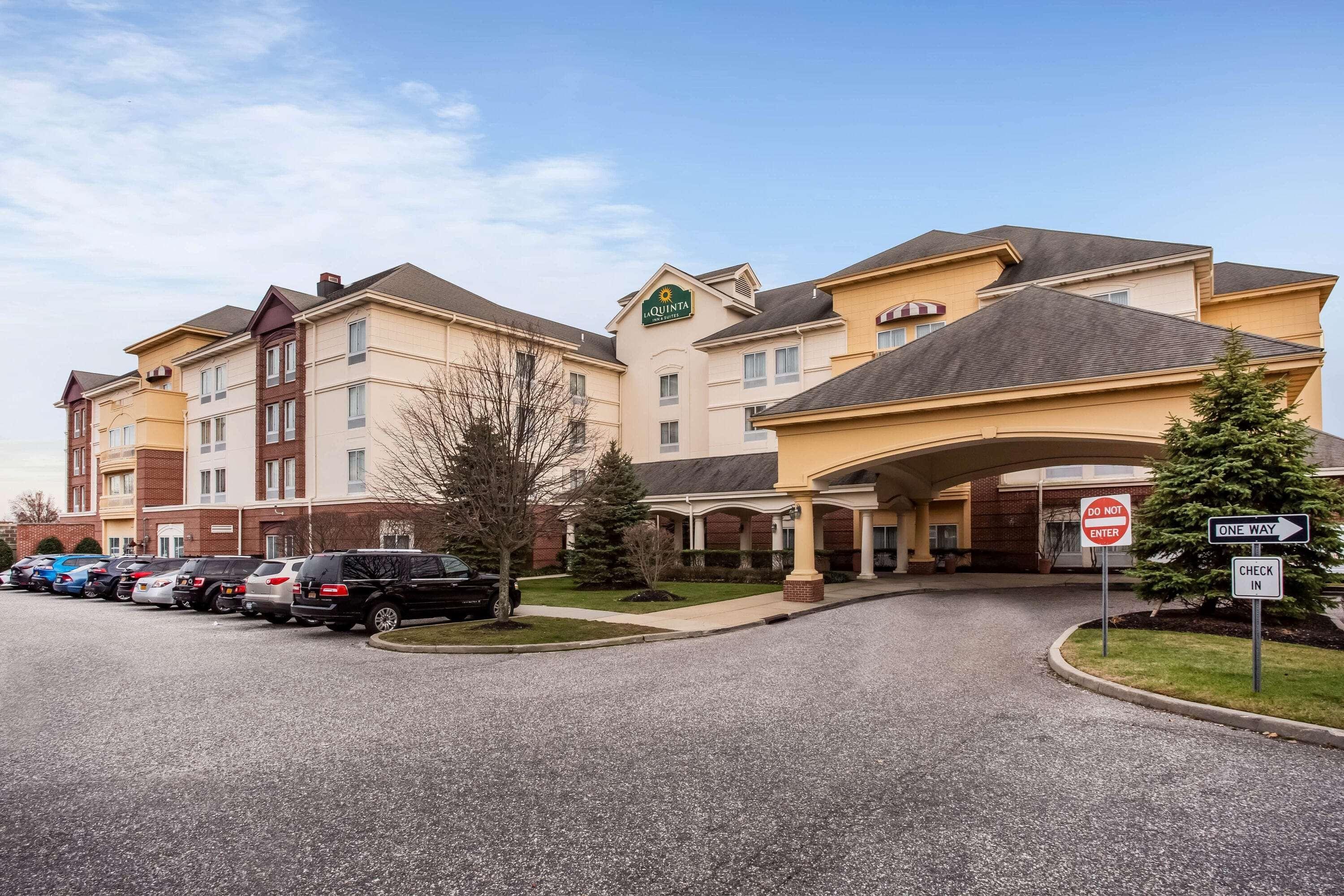 La Quinta By Wyndham Islip - Macarthur Airport Bohemia Buitenkant foto