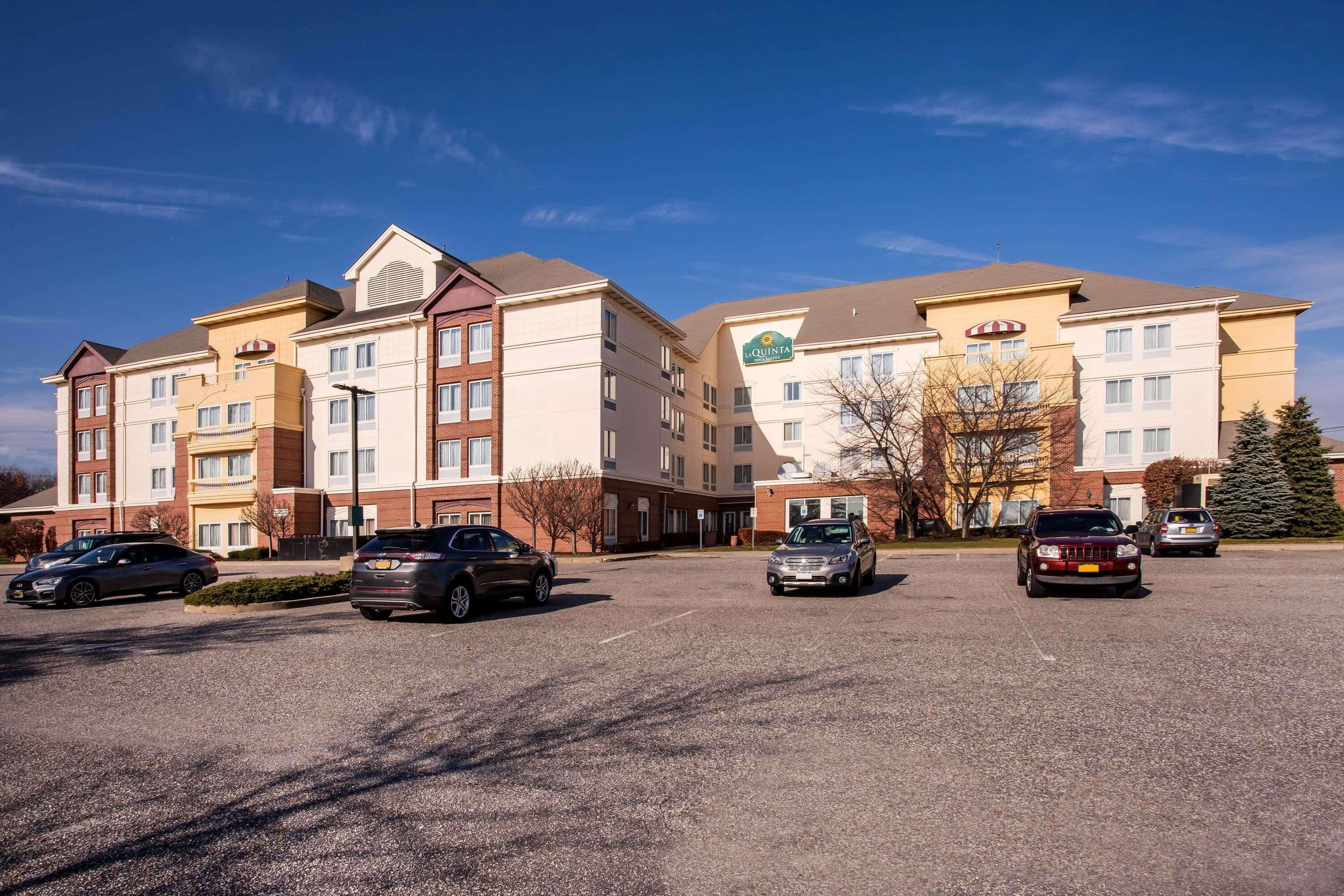 La Quinta By Wyndham Islip - Macarthur Airport Bohemia Buitenkant foto