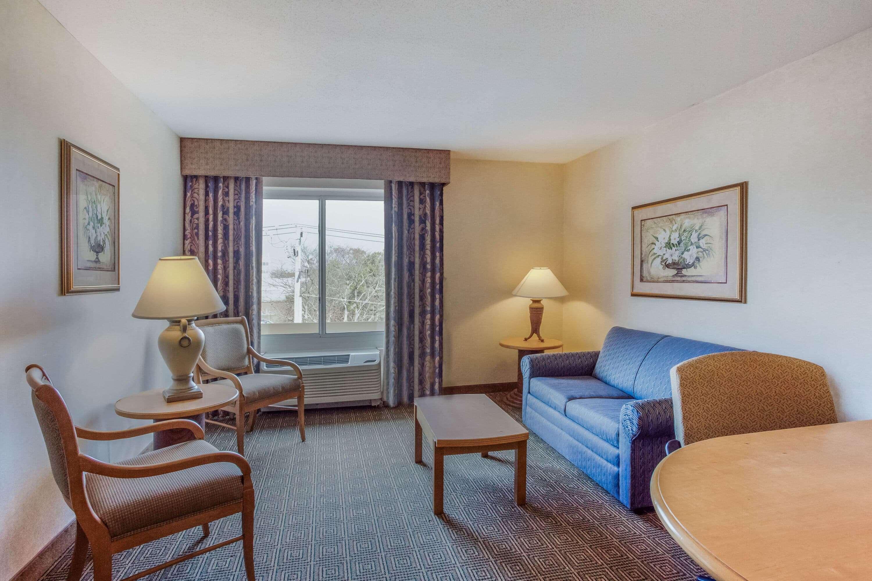La Quinta By Wyndham Islip - Macarthur Airport Bohemia Buitenkant foto