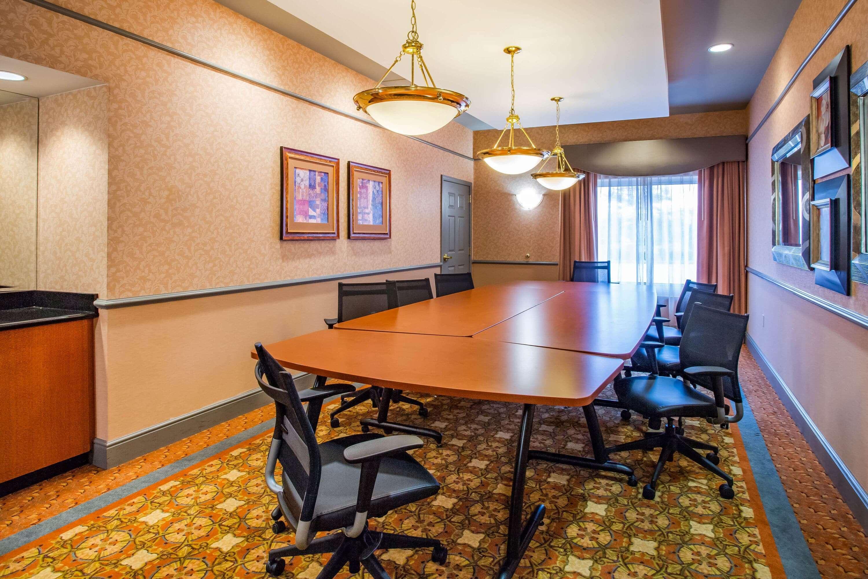 La Quinta By Wyndham Islip - Macarthur Airport Bohemia Buitenkant foto